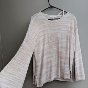 Vince Camuto wide sleeved sweater